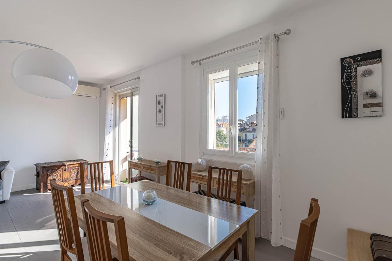 Appt Lumineux Et Spacieux Au Coeur De Cannes Exteriör bild